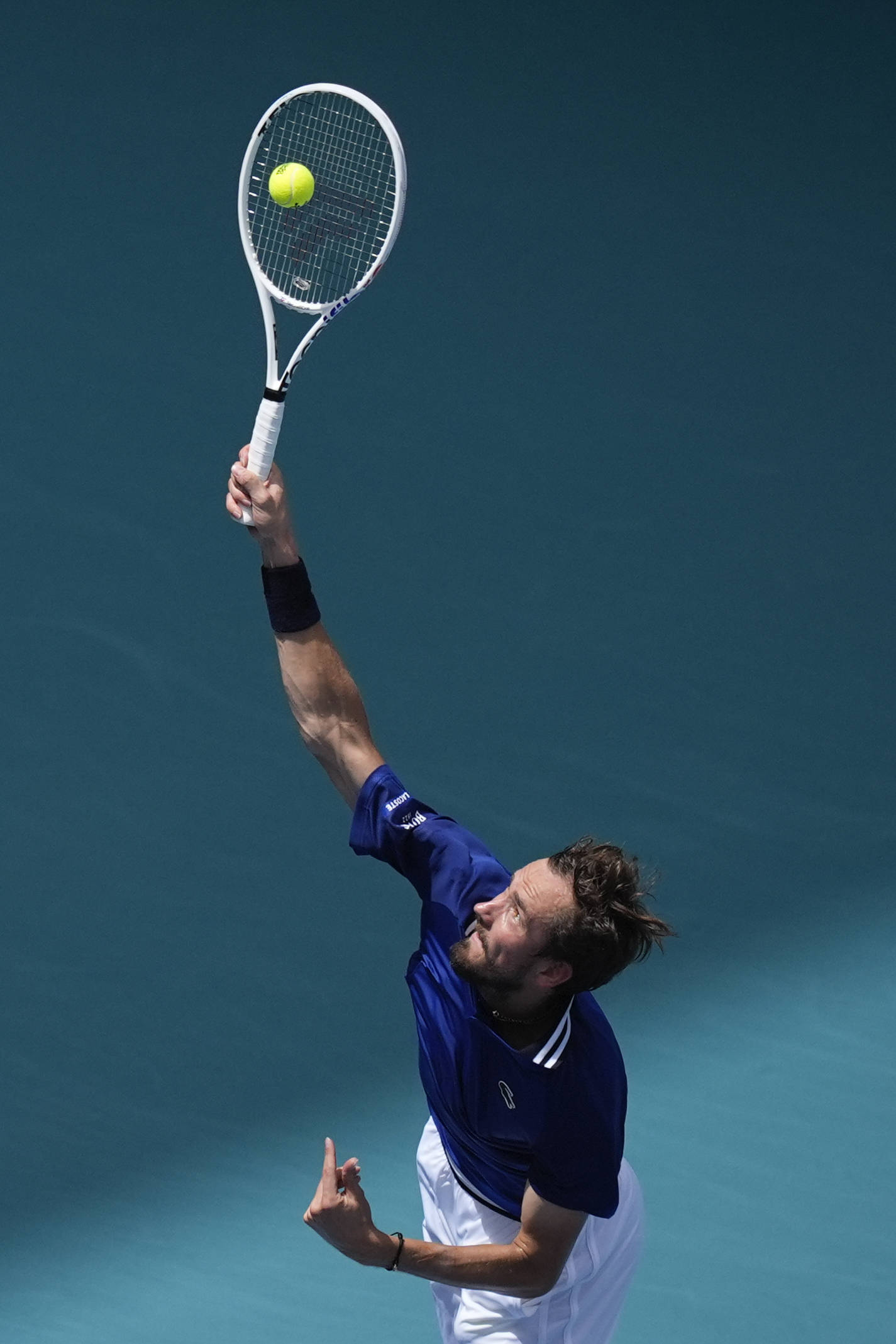 包含分区决赛战况:迈阿密热火防线稳固,新疆男篮进攻受阻,梅德韦杰夫成最佳的词条 包含分区决赛战况:迈阿密热火防线稳固,新疆男篮进攻受阻,梅德韦杰夫成最佳的词条