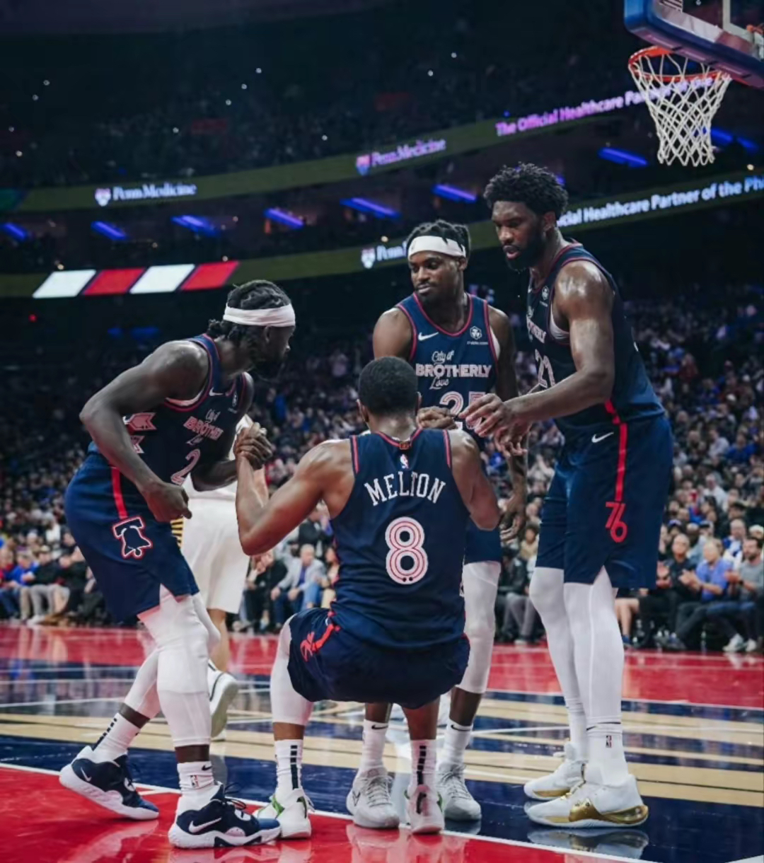 世锦赛四强战爆出冷门!费城76人惊险国际米兰,争冠形势突变(2024奥运樊振东莫雷争冠视频回放) 世锦赛四强战爆出冷门!费城76人惊险国际米兰,争冠形势突变(2024奥运樊振东莫雷争冠视频回放)